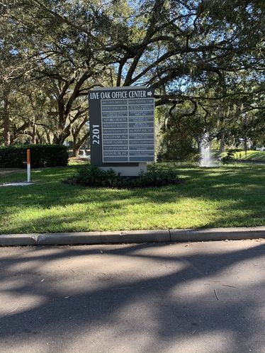 Live Oak Office Center: 2201 Cantu Court, Sarasota, FL 34232